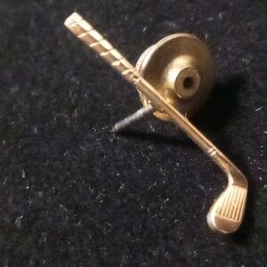 Men's 14k gold Golf Club tie pin / lapel pin .Euc stamped